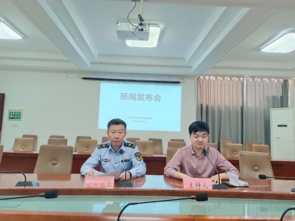 【制止餐飲浪費專項行動】【新聞發(fā)布會】謝家集區(qū)市場監(jiān)督管理局局長張海龍參加新聞發(fā)布會解讀《謝家集區(qū)市場監(jiān)督管理局關于開展制止餐飲浪費專項行動的通知》